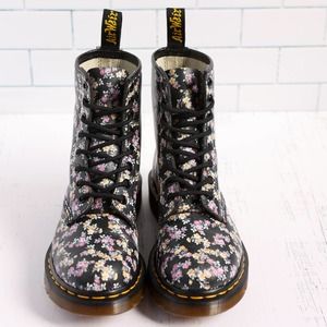 Dr. Martens Black Floral Leather 11821 Lace-Up Combat Boots Women's 5